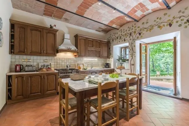 Villa, 6 Yatak Odası