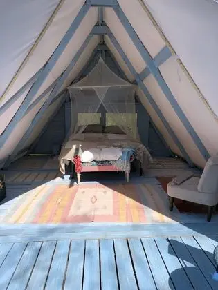 Design Çadır, 1 Büyük (Queen) Boy Yatak, Küçük Mutfak, Tepe Manzaralı