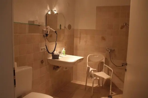 Classic Üç Kişilik Oda, Sigara İçilmez, Park Manzaralı