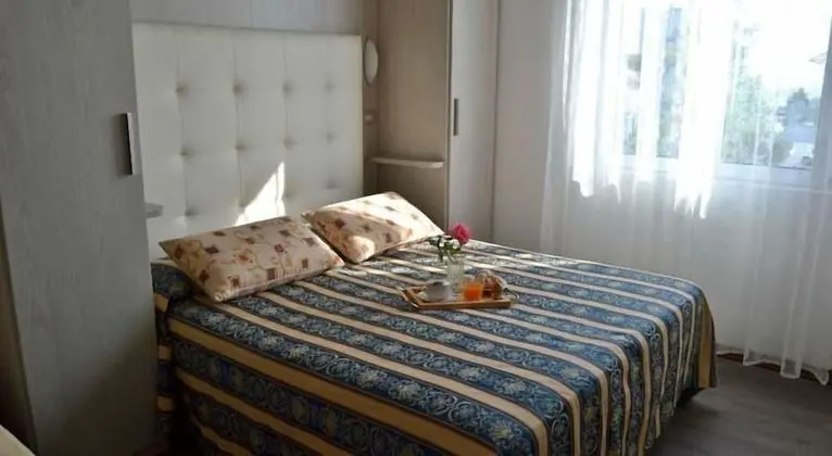 Tek Büyük veya İki Ayrı Yataklı Oda