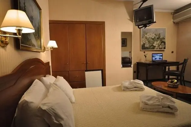 Tek Büyük Yataklı Oda