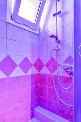 Basic Tek Büyük Yataklı Oda