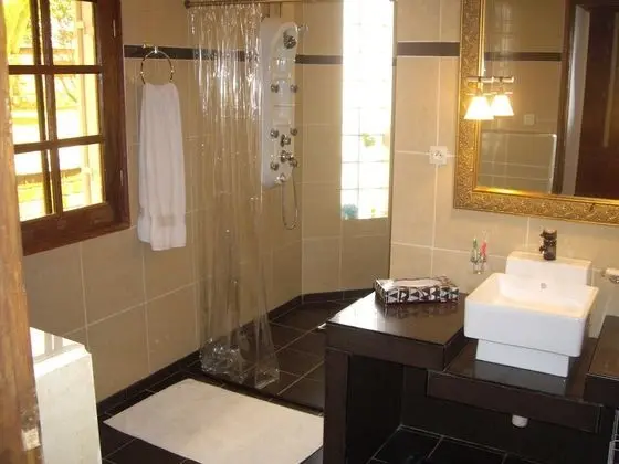 Superior Tek Büyük Yataklı Oda, 1 En Büyük (King) Boy Yatak, Özel Banyo, Bahçe Manzaralı