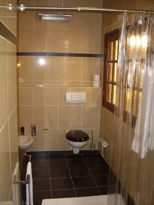 Superior Tek Büyük Yataklı Oda, 1 En Büyük (King) Boy Yatak, Özel Banyo, Bahçe Manzaralı