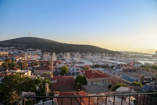 Deluxe Double Room, Balcony, Marina View