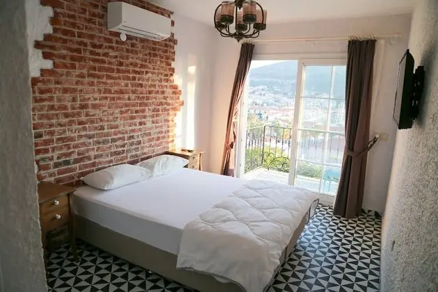 Deluxe Double Room, Balcony, Marina View