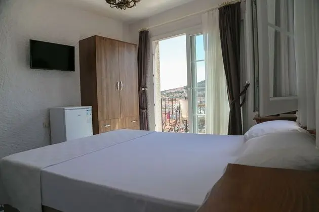 Deluxe Double Room, Balcony, Marina View