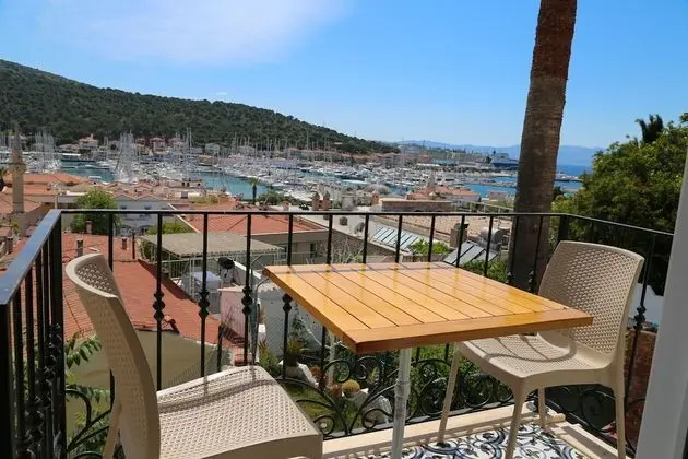 Deluxe Double Room, Balcony, Marina View