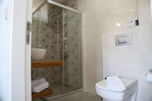 Deluxe Double Room, Balcony, Marina View