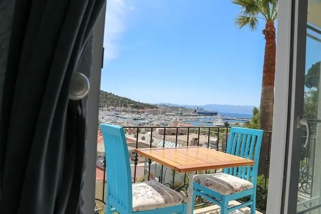 Deluxe Double Room, Balcony, Marina View