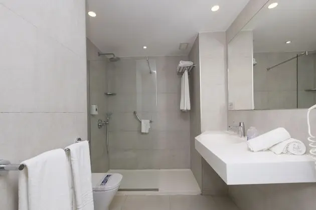 Standard Oda, 2 Yatak Odası (3 adults + 1 child)