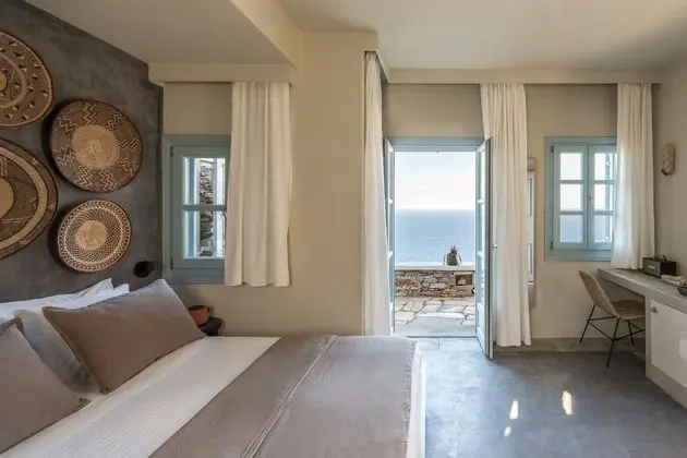 Tek Büyük Yataklı Oda, Deniz Manzaralı (Perseus )