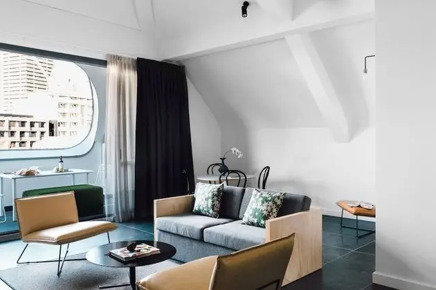 Penthouse Suite