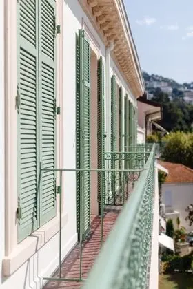 Superior Oda, Balkon