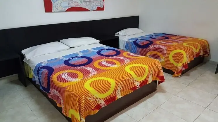Üç Kişilik Oda