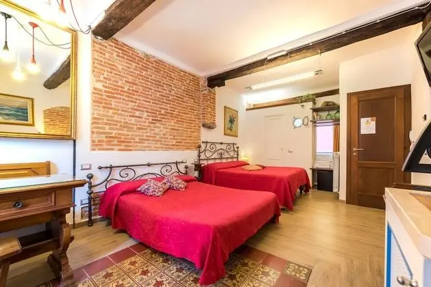 Deluxe Dört Kişilik Oda, Deniz Manzaralı