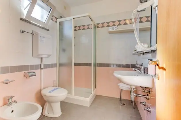 Dört Kişilik Oda, Balkon