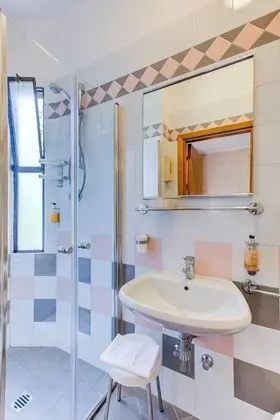 Tek Büyük Yataklı Oda, Balkon