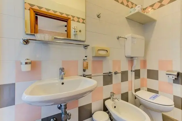 Tek Büyük Yataklı Oda, Balkon