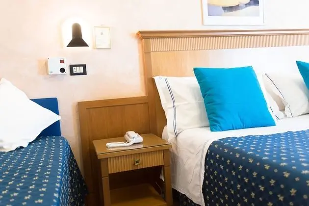 Üç Kişilik Oda, Balkon