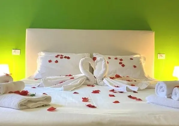 Standard Tek Büyük Yataklı Oda