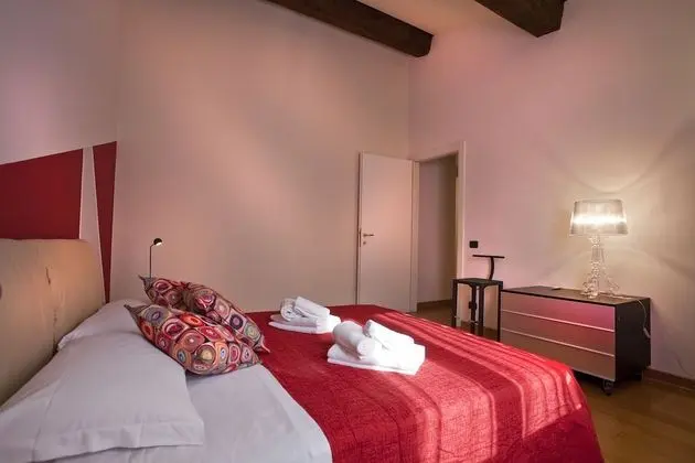 Superior Apart Daire, 1 Yatak Odası, Küçük Mutfak, Kule