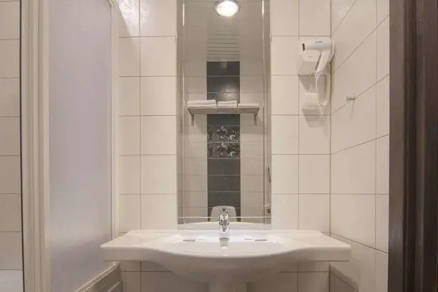 Comfort Tek Büyük veya İki Ayrı Yataklı Oda, 1 Yatak Odası, Küvet, Şehir Manzaralı