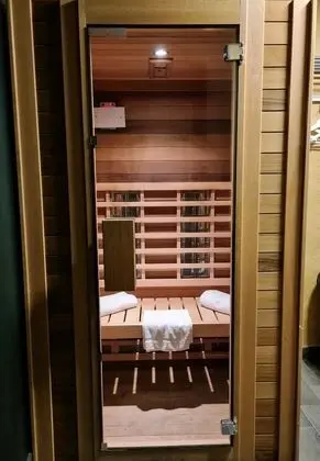 Superior Tek Büyük Yataklı Oda, Sauna