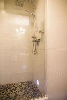 Classic Tek Büyük Yataklı Oda
