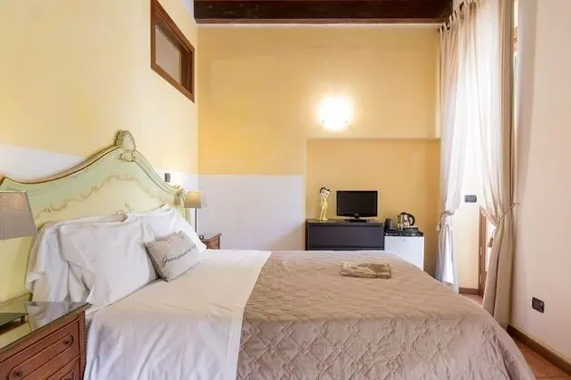 Deluxe Tek Büyük veya İki Ayrı Yataklı Oda, Balkon