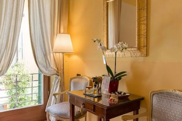 Deluxe Tek Büyük veya İki Ayrı Yataklı Oda, Balkon