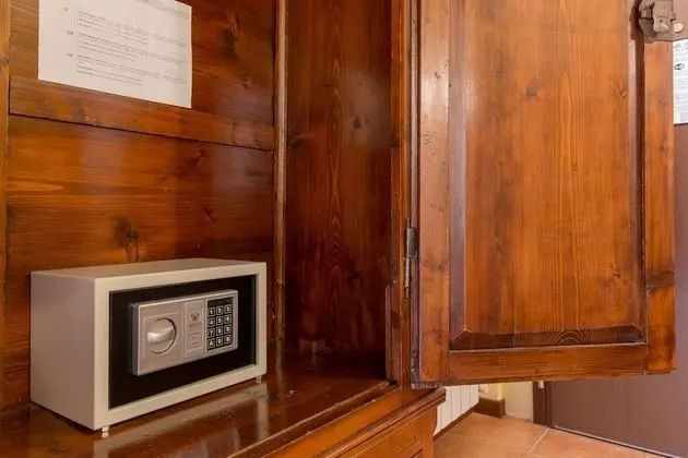 Deluxe Tek Büyük veya İki Ayrı Yataklı Oda, Balkon
