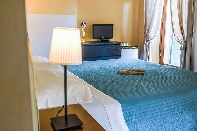 Deluxe Tek Büyük veya İki Ayrı Yataklı Oda, Balkon
