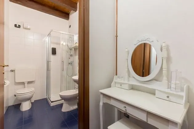 Deluxe Tek Büyük veya İki Ayrı Yataklı Oda, Balkon