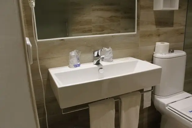 Basic Tek Büyük Yataklı Oda, 2 Tek Kişilik Yatak