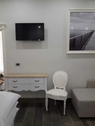 Üç Kişilik Oda