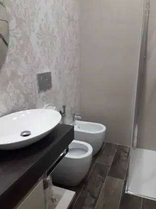 Üç Kişilik Oda