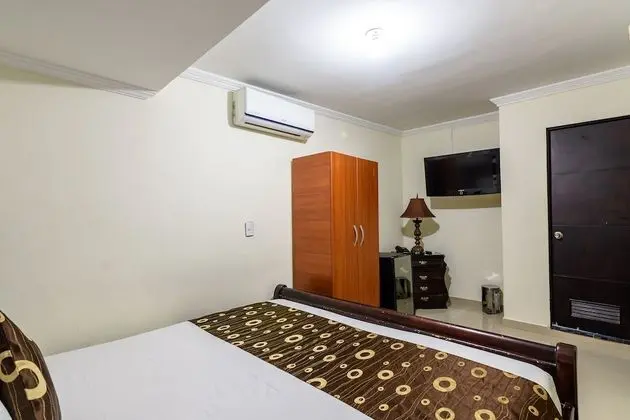 Traditional Tek Büyük Yataklı Oda