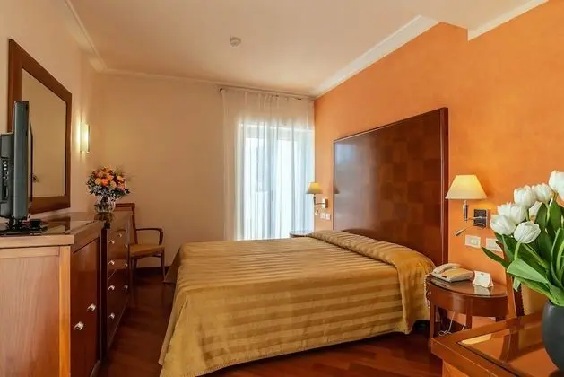 Üç Kişilik Oda, Balkon
