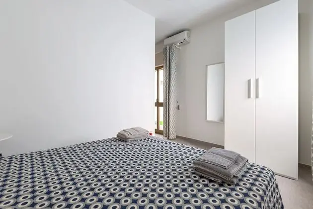 Basic Stüdyo (1298-Monolocale Lu Ientu)