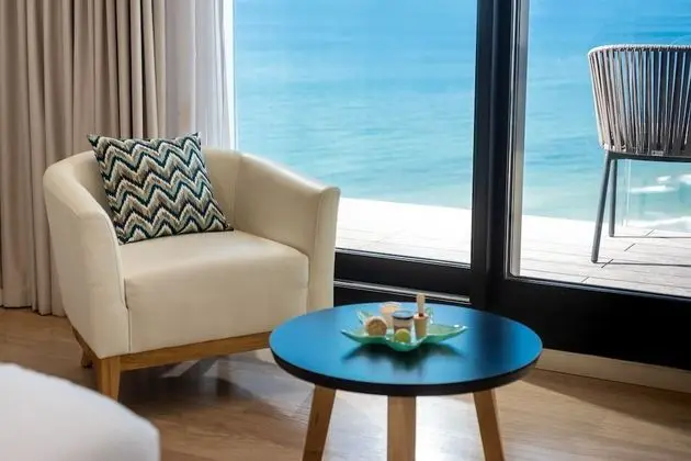 Club Tek Büyük veya İki Ayrı Yataklı Oda, Deniz Manzaralı