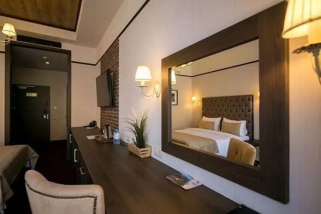 Deluxe Üç Kişilik Oda