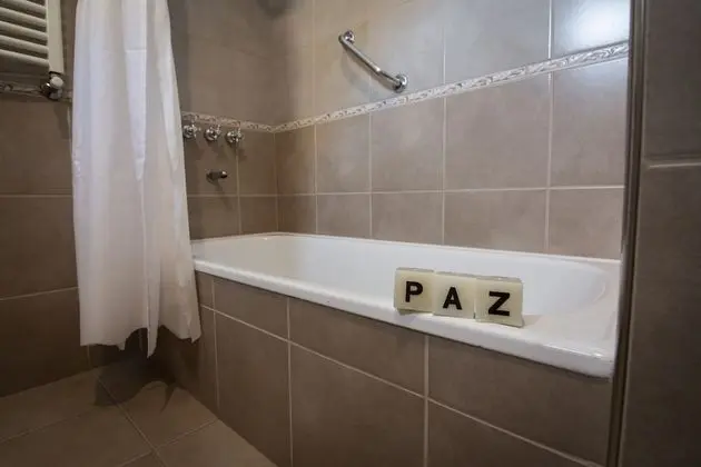 Dört Kişilik Oda