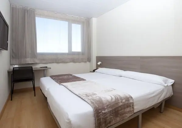 Tek Büyük Yataklı Oda, Mutfak
