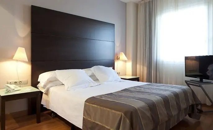 Tek Büyük Yataklı Oda (2 adults + 1 child)