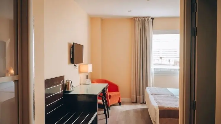 Tek Büyük Yataklı Oda (2 adults + 1 child)