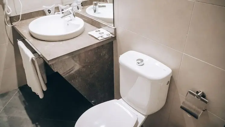 Tek Büyük Yataklı Oda (2 adults + 1 child)