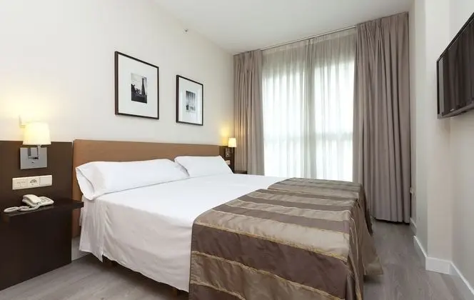 Family Oda (2 Adults and 2 Children)