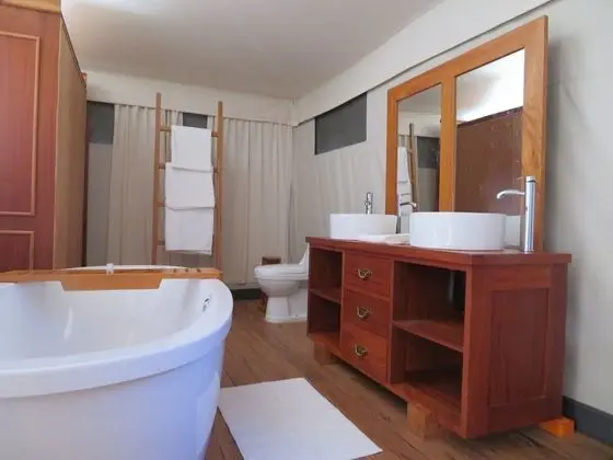 Luxury Tek Büyük Yataklı Oda, 1 En Büyük (King) Boy Yatak
