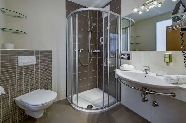 Comfort Tek Büyük Yataklı Oda, Balkon, Dağ Manzaralı